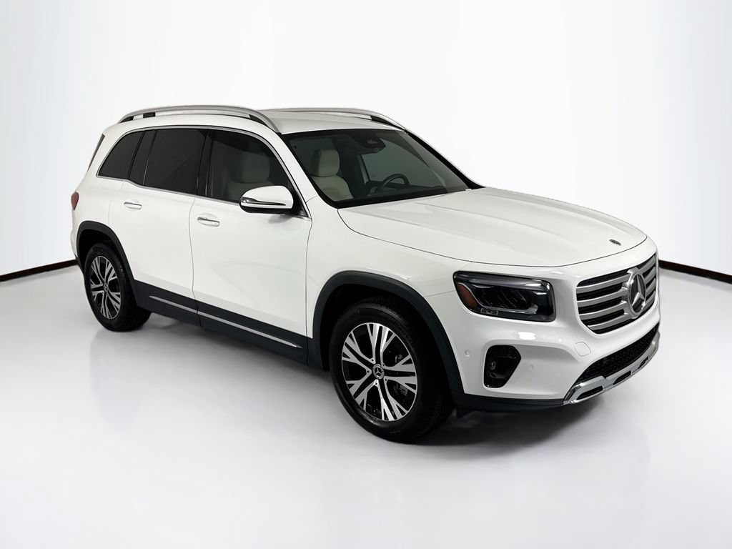 Certified 2025 Mercedes-Benz GLB 250 image 3