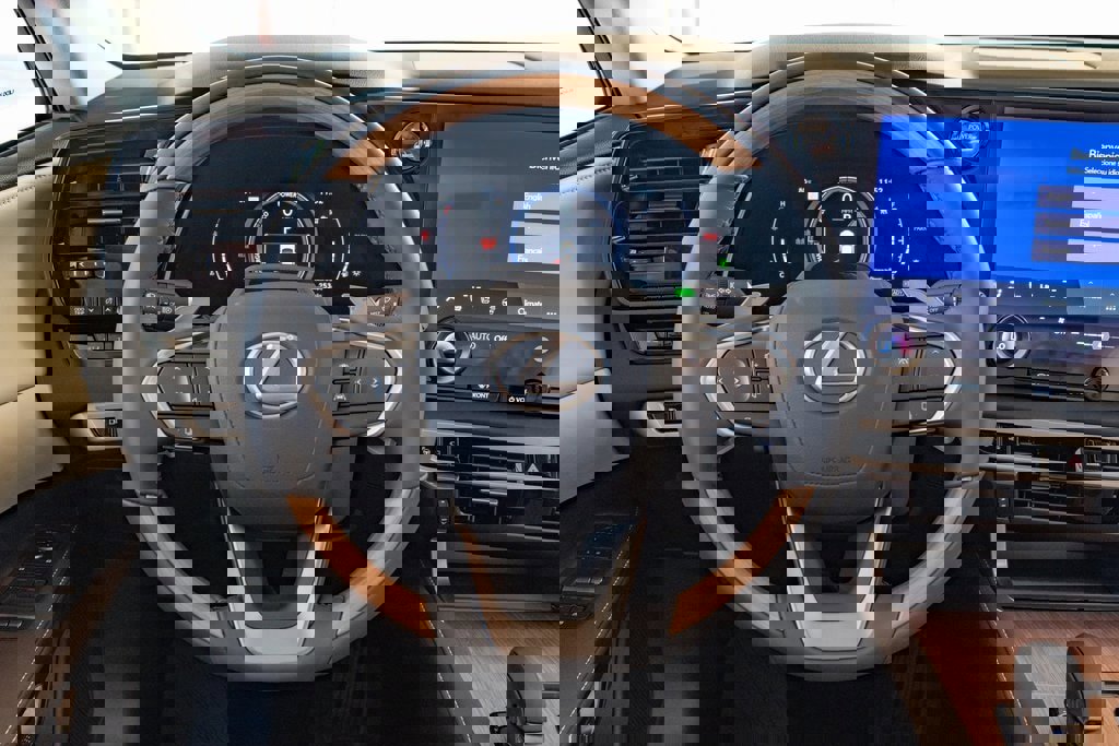 New 2026 Lexus RX 450h Luxury image 17