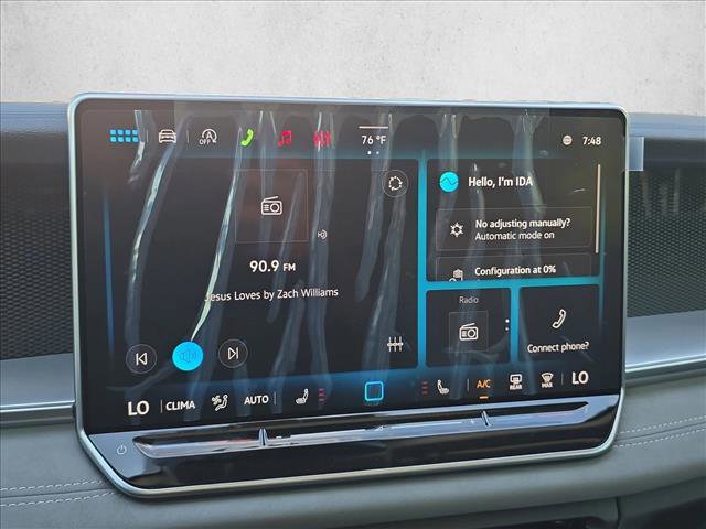 New 2026 Volkswagen Tiguan SE FWD image 17