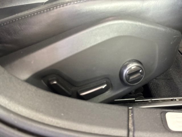 Used 2019 Volvo S60 T6 Momentum w/ Multimedia Package AWD/4WD image 33