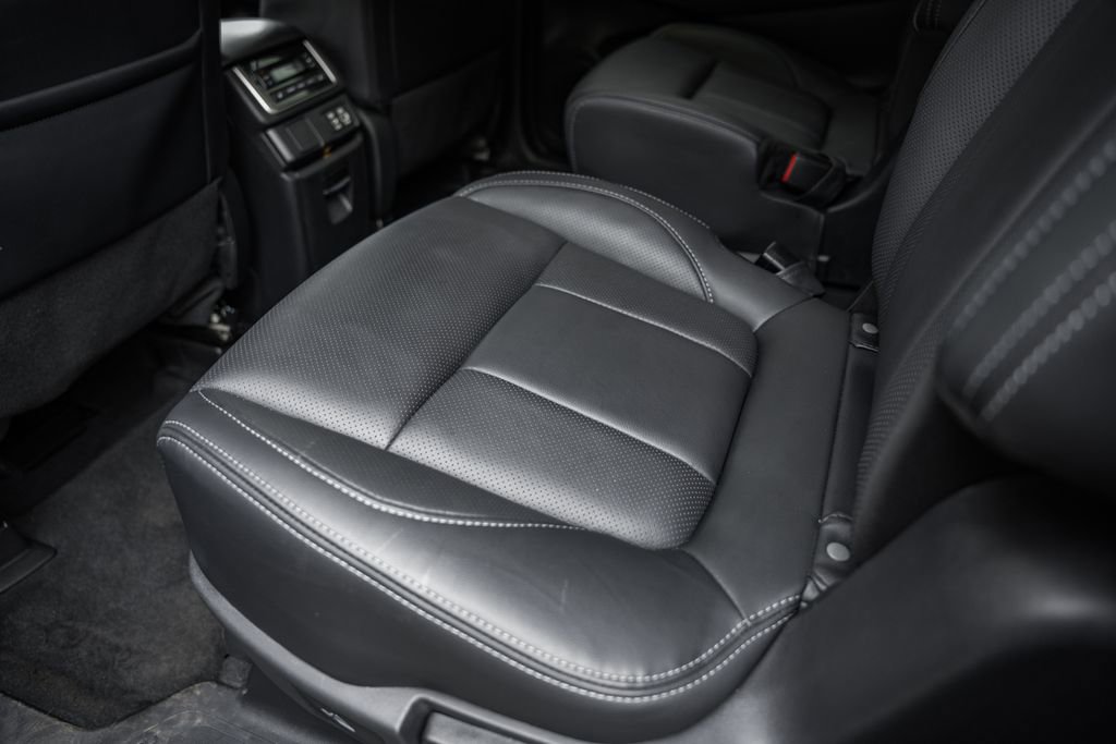 Used 2023 Subaru Ascent Limited image 31