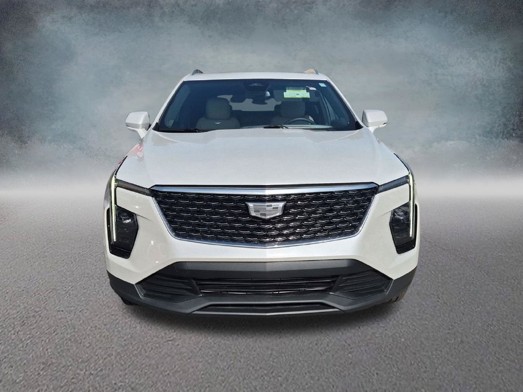 Certified 2024 Cadillac XT4 Luxury FWD image 6