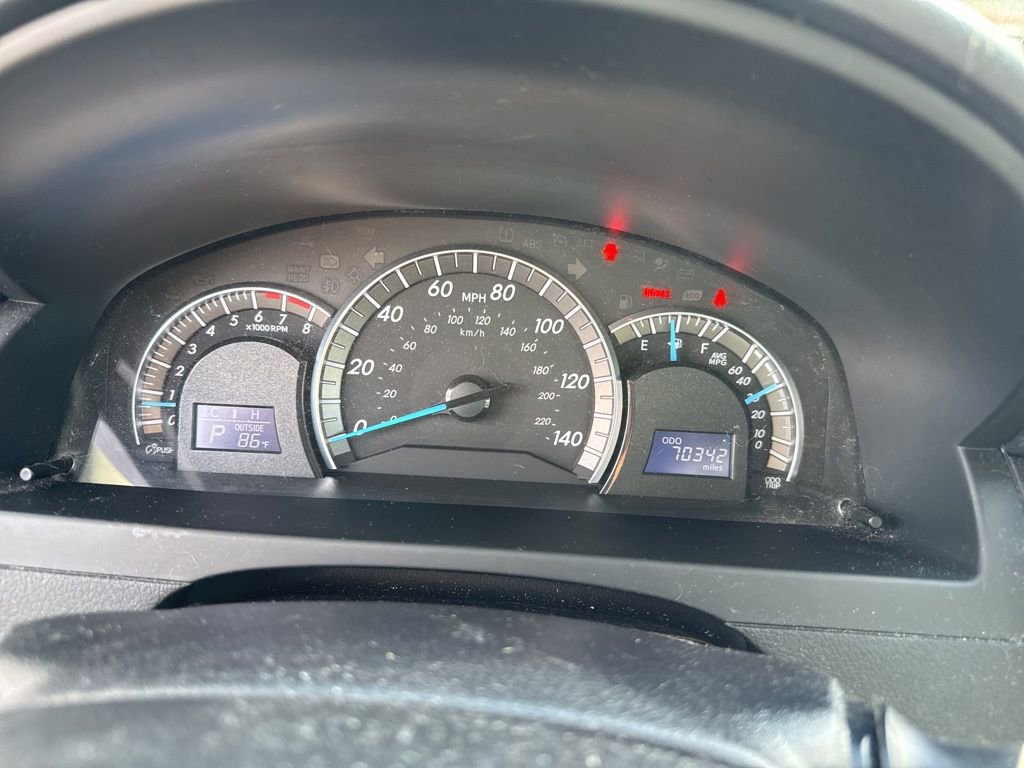 Used 2014 Toyota Camry SE image 7
