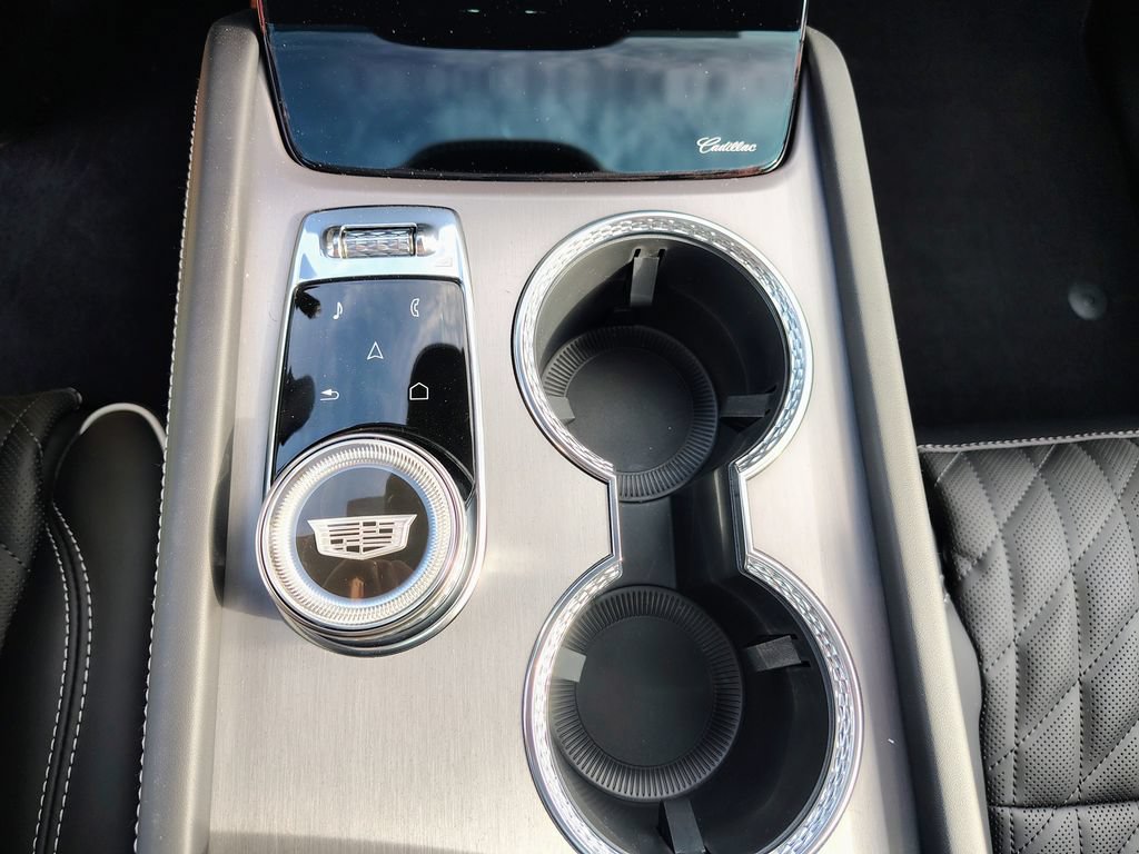 New 2027 Cadillac Vistiq Premium Luxury AWD/4WD image 30