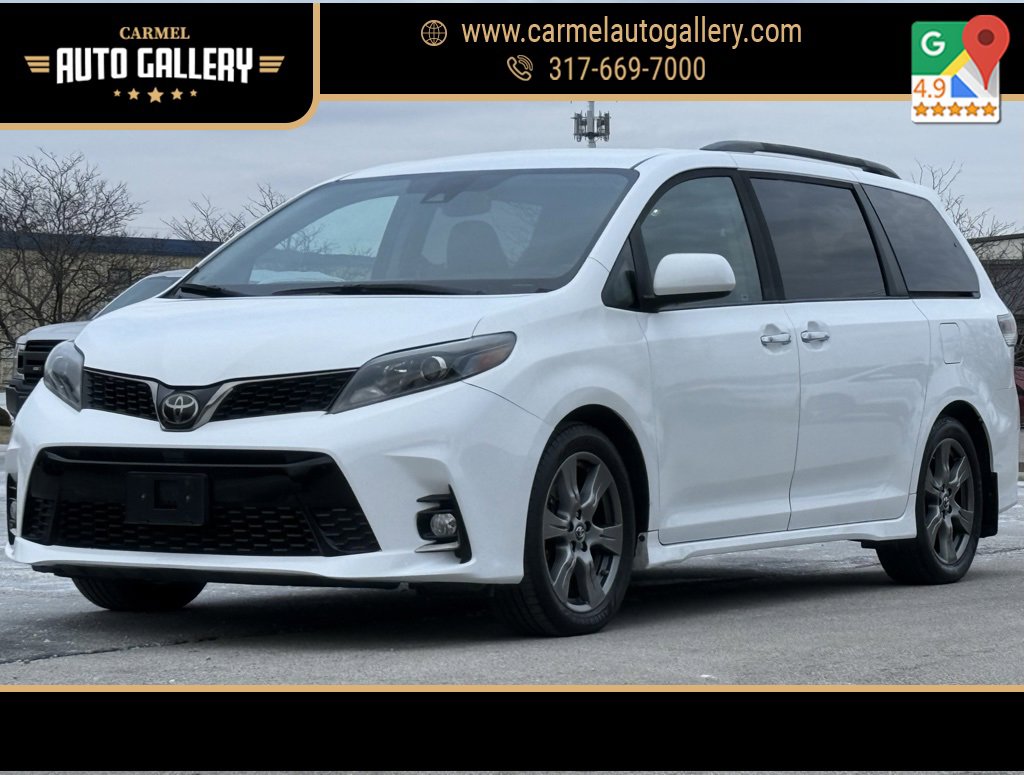 Used 2018 Toyota Sienna SE w/ Carpet Mat Package image 1