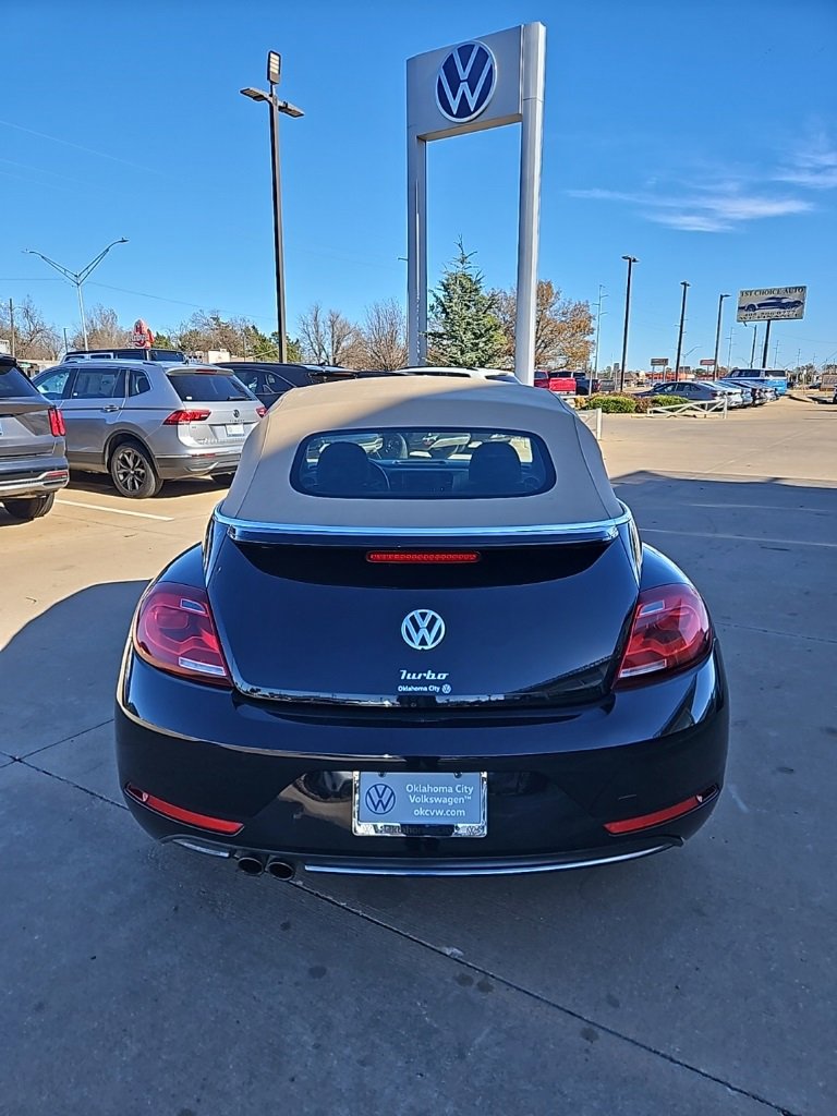 Used 2018 Volkswagen Beetle 2.0T Coast image 6