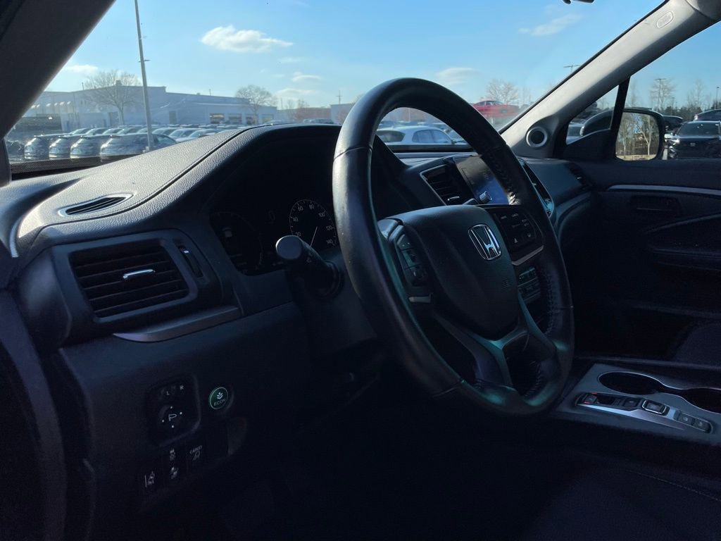 Certified 2025 Honda Ridgeline Sport+ image 27