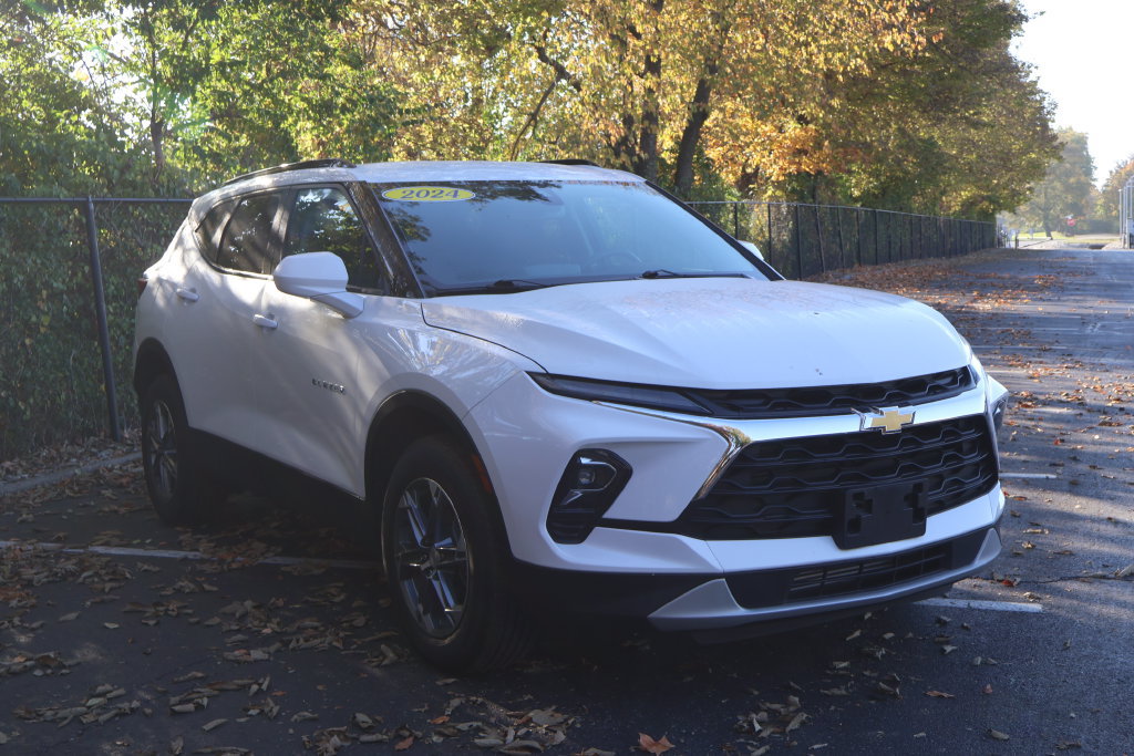 Used 2024 Chevrolet Blazer LT w/ Convenience Package AWD/4WD image 12