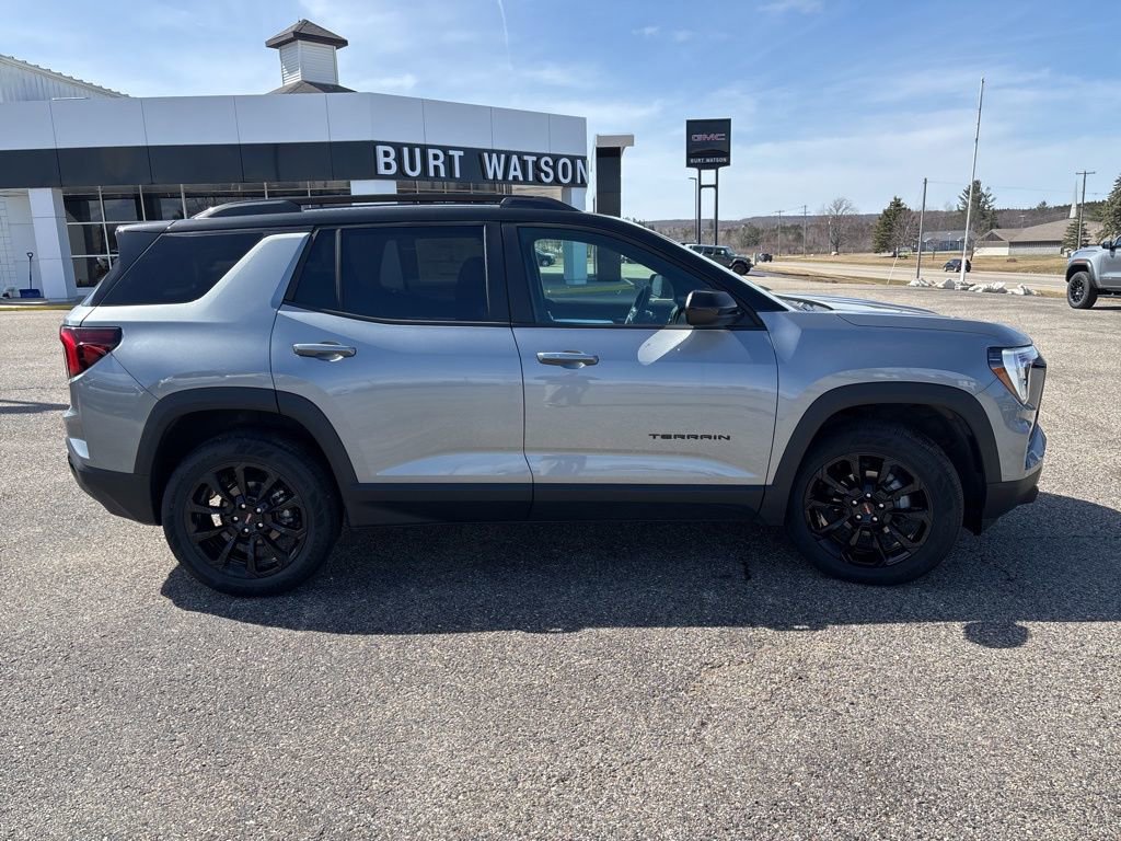 Used 2026 GMC Terrain Elevation w/ Elevation Premium Package image 8