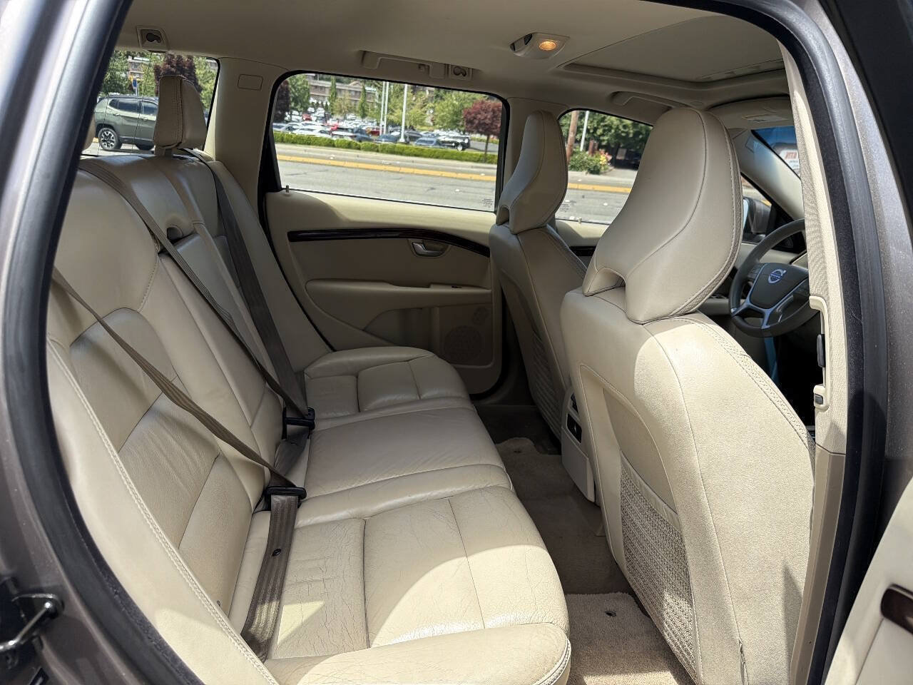 Used 2011 Volvo XC70 T6 AWD/4WD image 25
