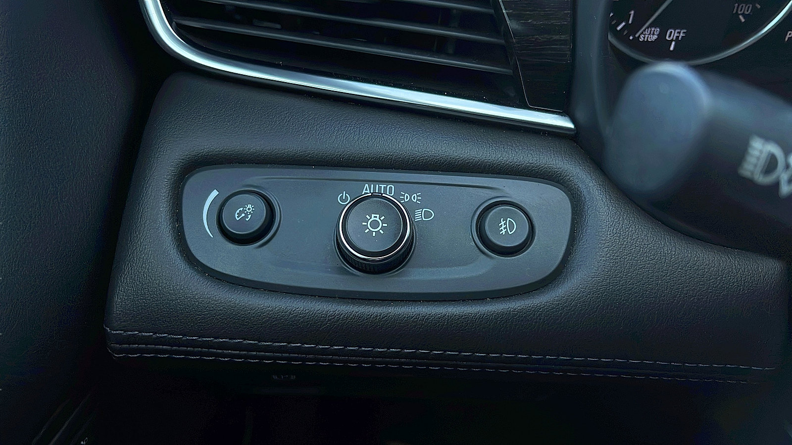 Used 2017 Buick LaCrosse Essence w/ Sun and Shade Package FWD image 19