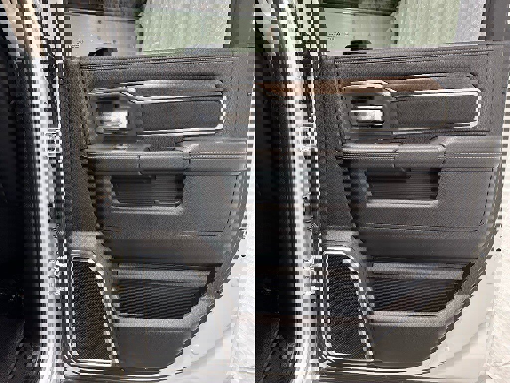 Used 2024 RAM 3500 Laramie image 49