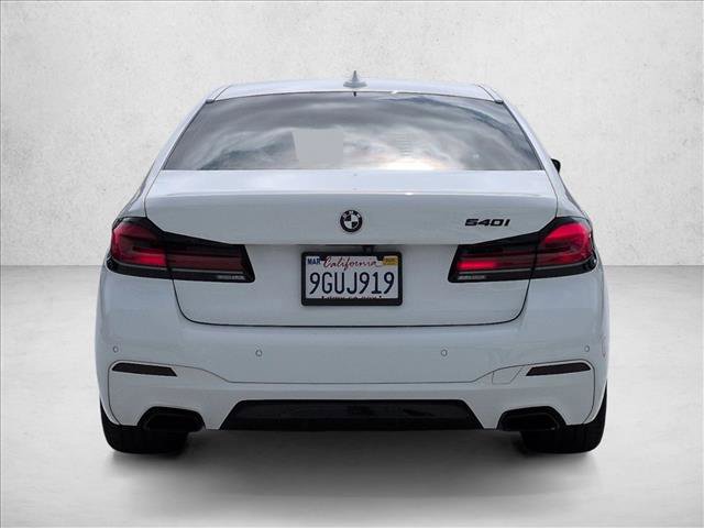 Certified 2022 BMW 540i w/ M Sport Package RWD image 7