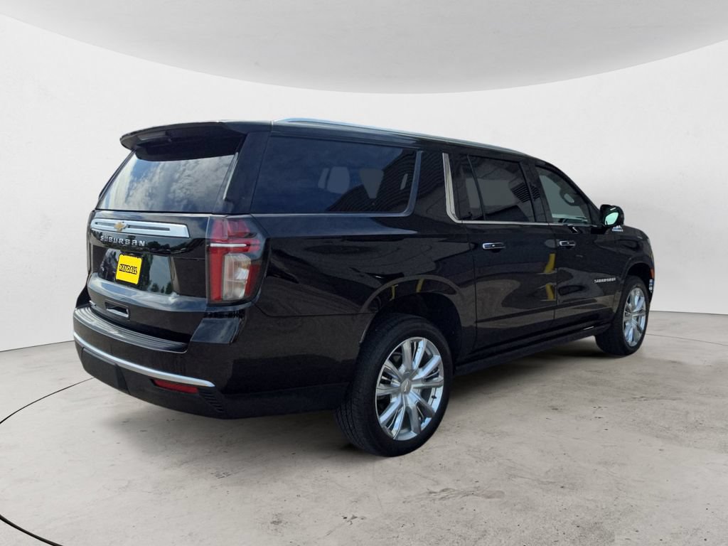 Certified 2024 Chevrolet Suburban High Country AWD/4WD image 5