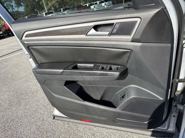 Used 2018 Volkswagen Atlas SE FWD image 18