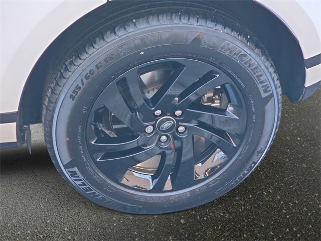 Used 2025 Land Rover Range Rover Evoque S image 32