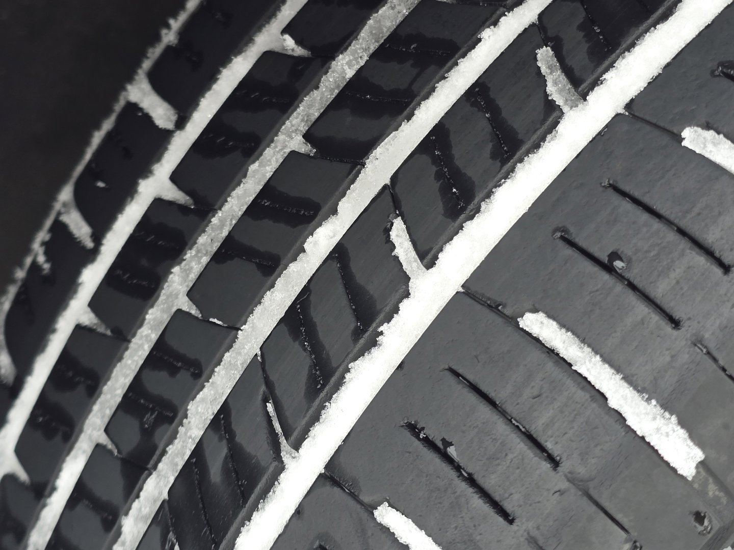 Used 2023 Buick Envision Essence image 18