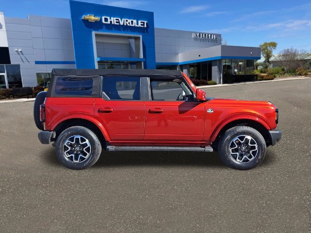 Used 2023 Ford Bronco Outer Banks AWD/4WD image 25
