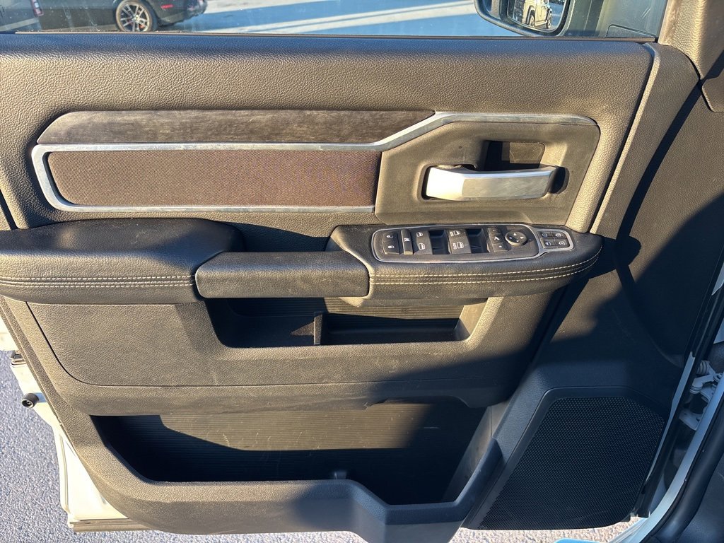 Used 2024 RAM 3500 Big Horn image 23