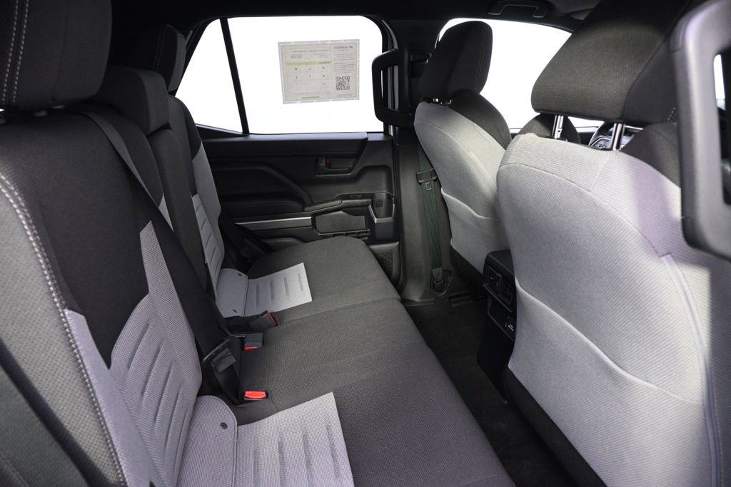 Used 2025 Toyota 4Runner TRD Off-Road image 18