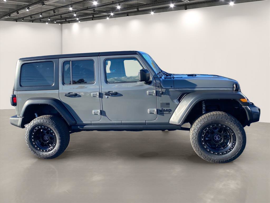 Used 2022 Jeep Wrangler Unlimited Sport AWD/4WD image 8
