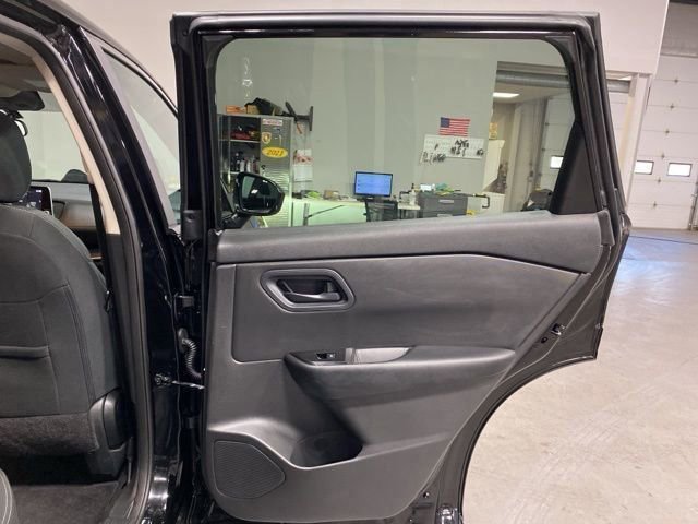 Certified 2024 Nissan Rogue S AWD/4WD image 26