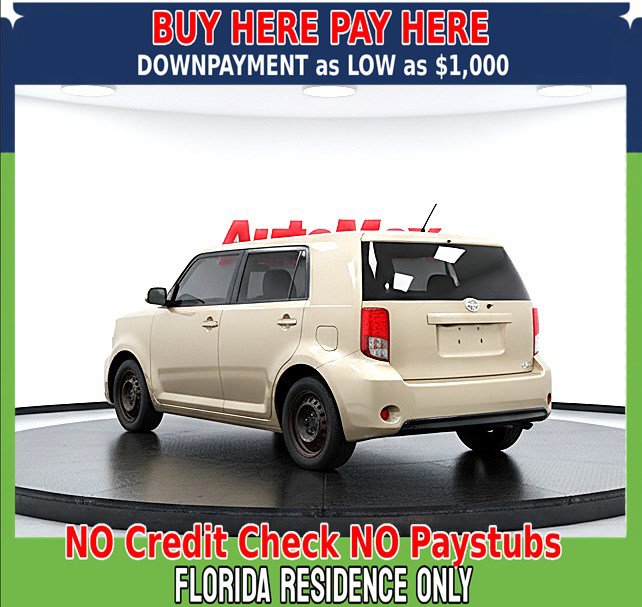 Used 2015 Scion xB image 3