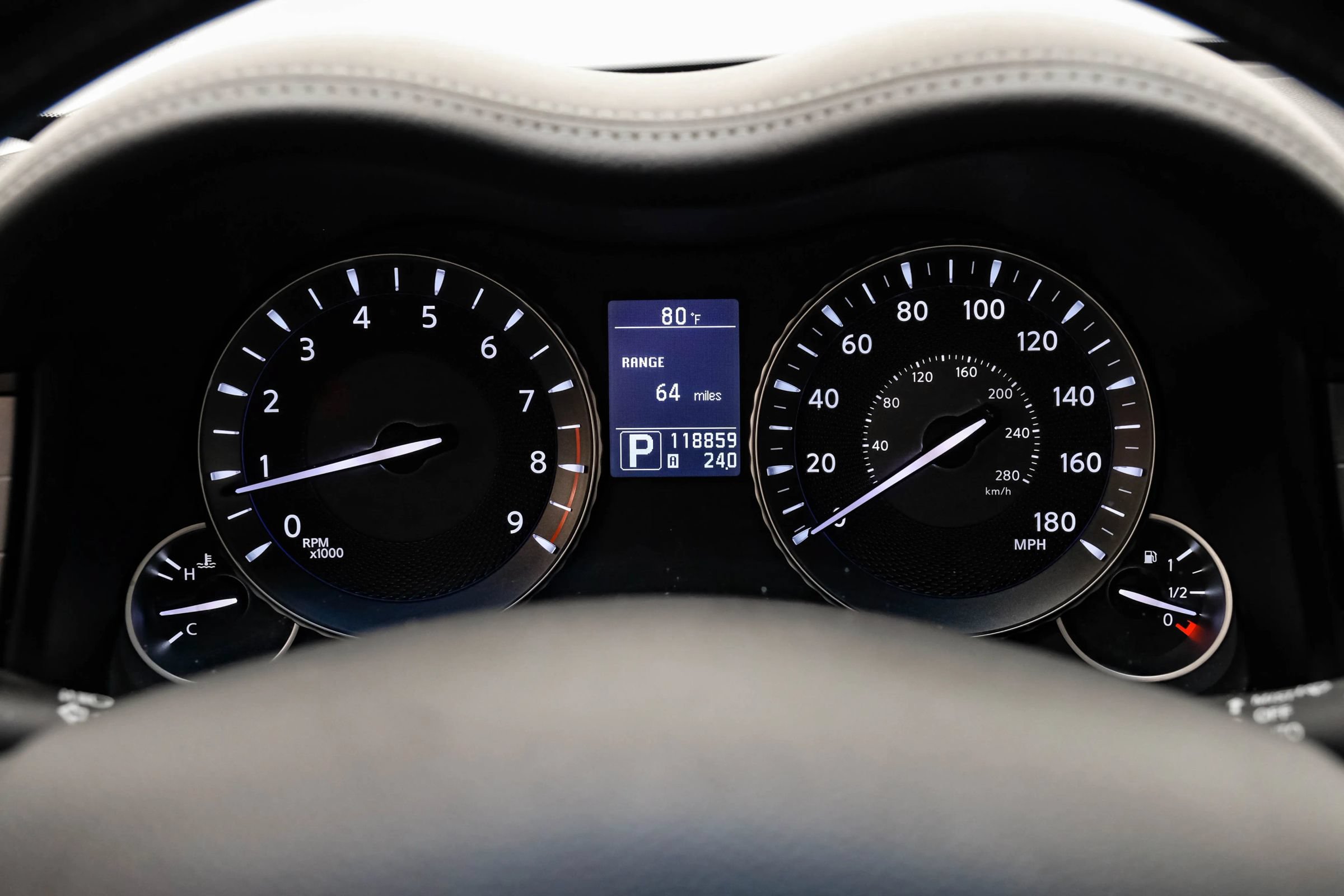 Used 2011 INFINITI M37 w/ Sport Pkg RWD image 18