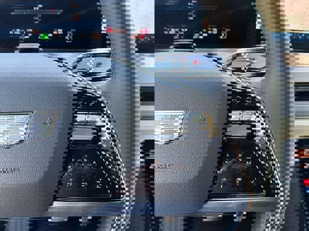 New 2026 Cadillac Vistiq Sport w/ LPO, Floor Liner Package image 13