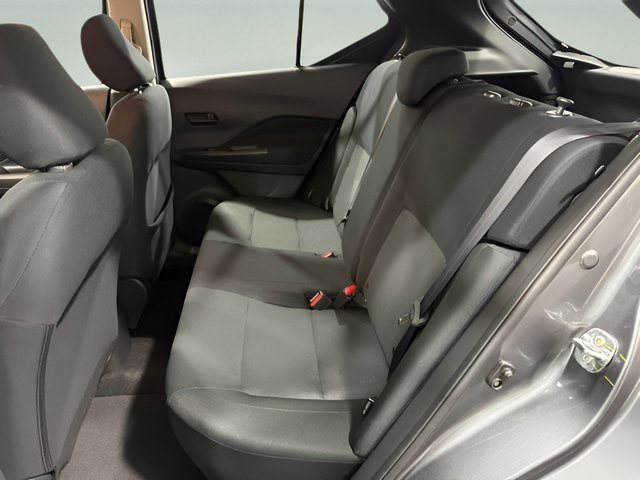 Used 2024 Nissan Kicks S FWD image 28