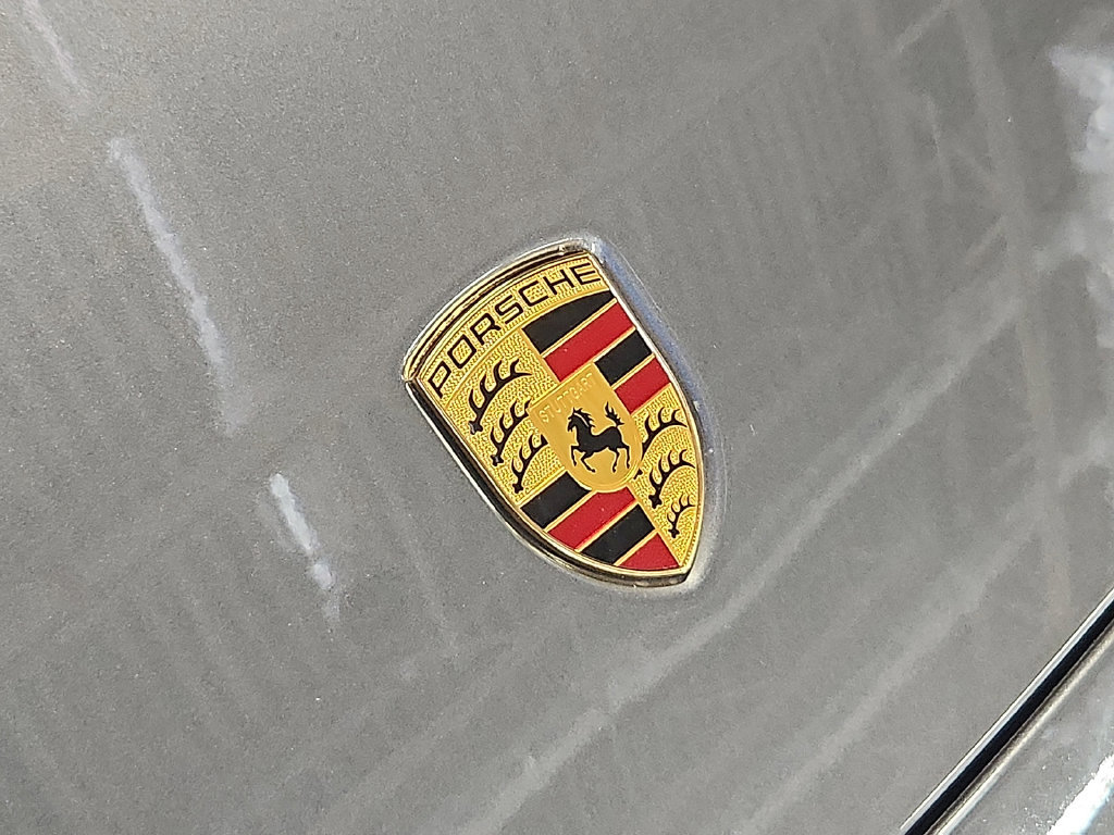 Certified 2022 Porsche 911 Turbo AWD/4WD image 31