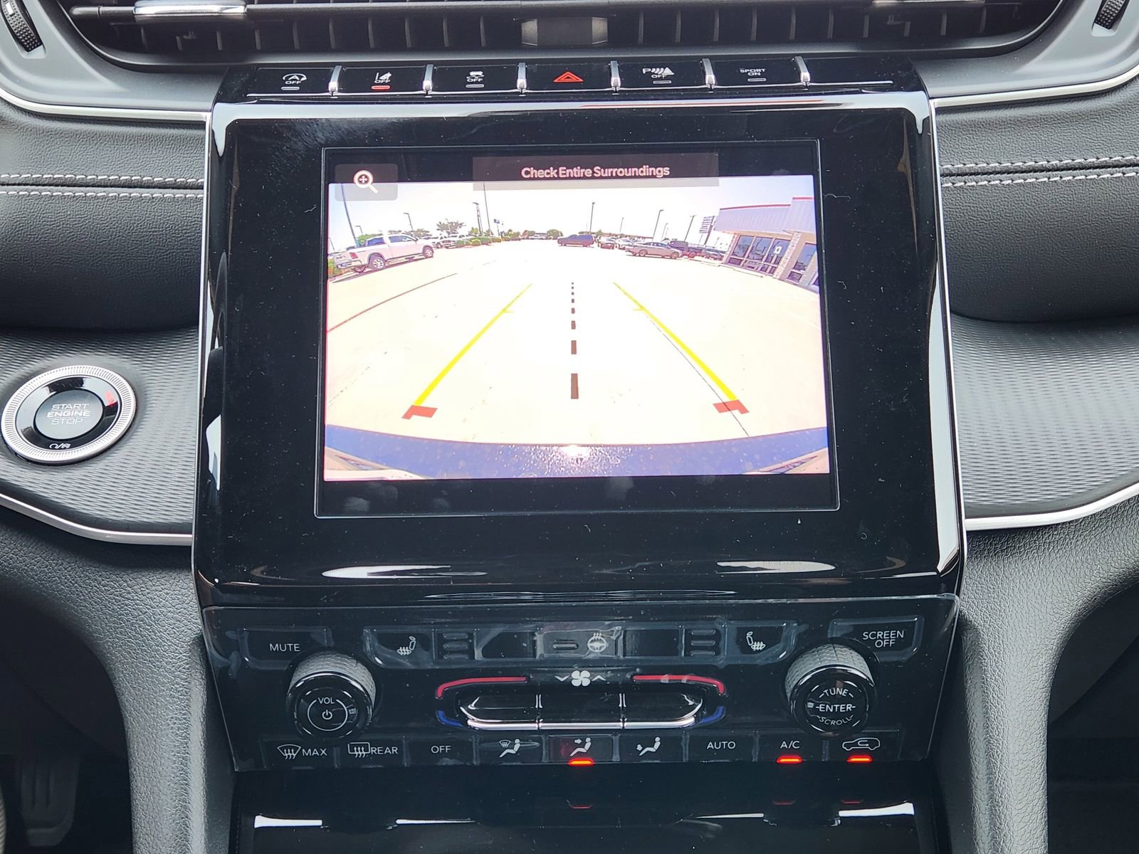 New 2025 Jeep Grand Cherokee L Altitude image 12