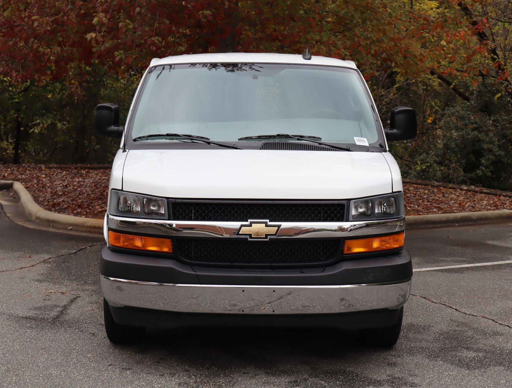 Used 2024 Chevrolet Express 2500 w/ Driver Convenience Package image 3