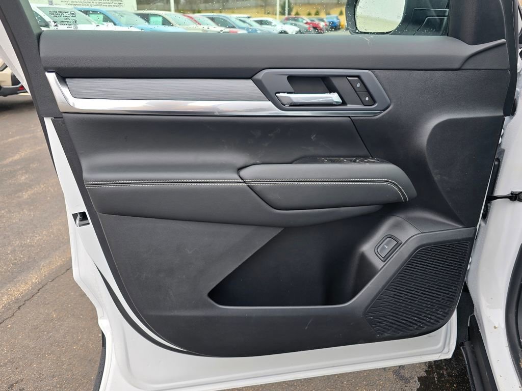 New 2026 GMC Terrain Elevation w/ Elevation Premium Package AWD/4WD image 13