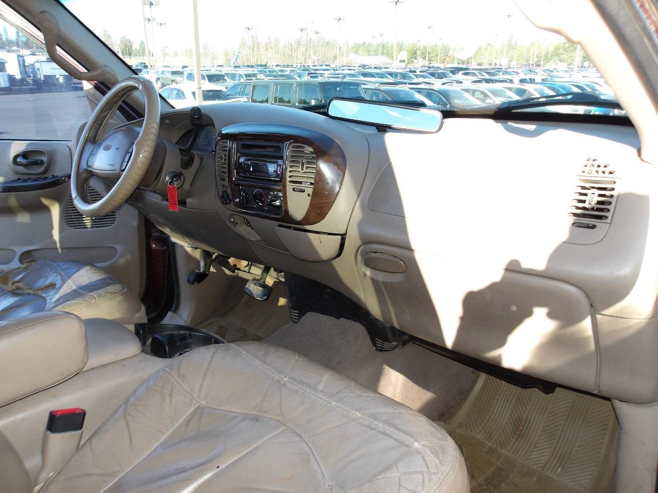 Used 2001 Ford F150 Lariat AWD/4WD image 13