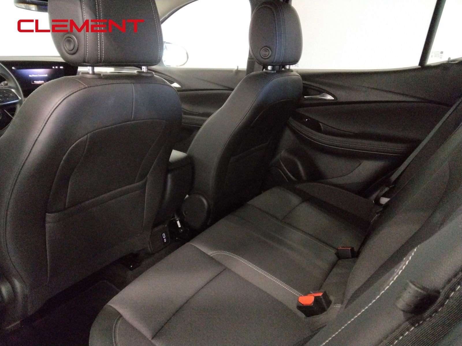 Used 2025 Buick Encore GX Preferred image 36