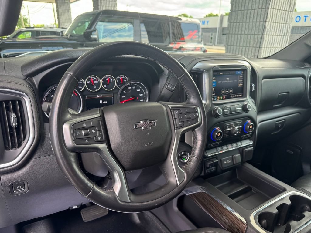 Used 2021 Chevrolet Silverado 1500 RST w/ Convenience Package II AWD/4WD image 7