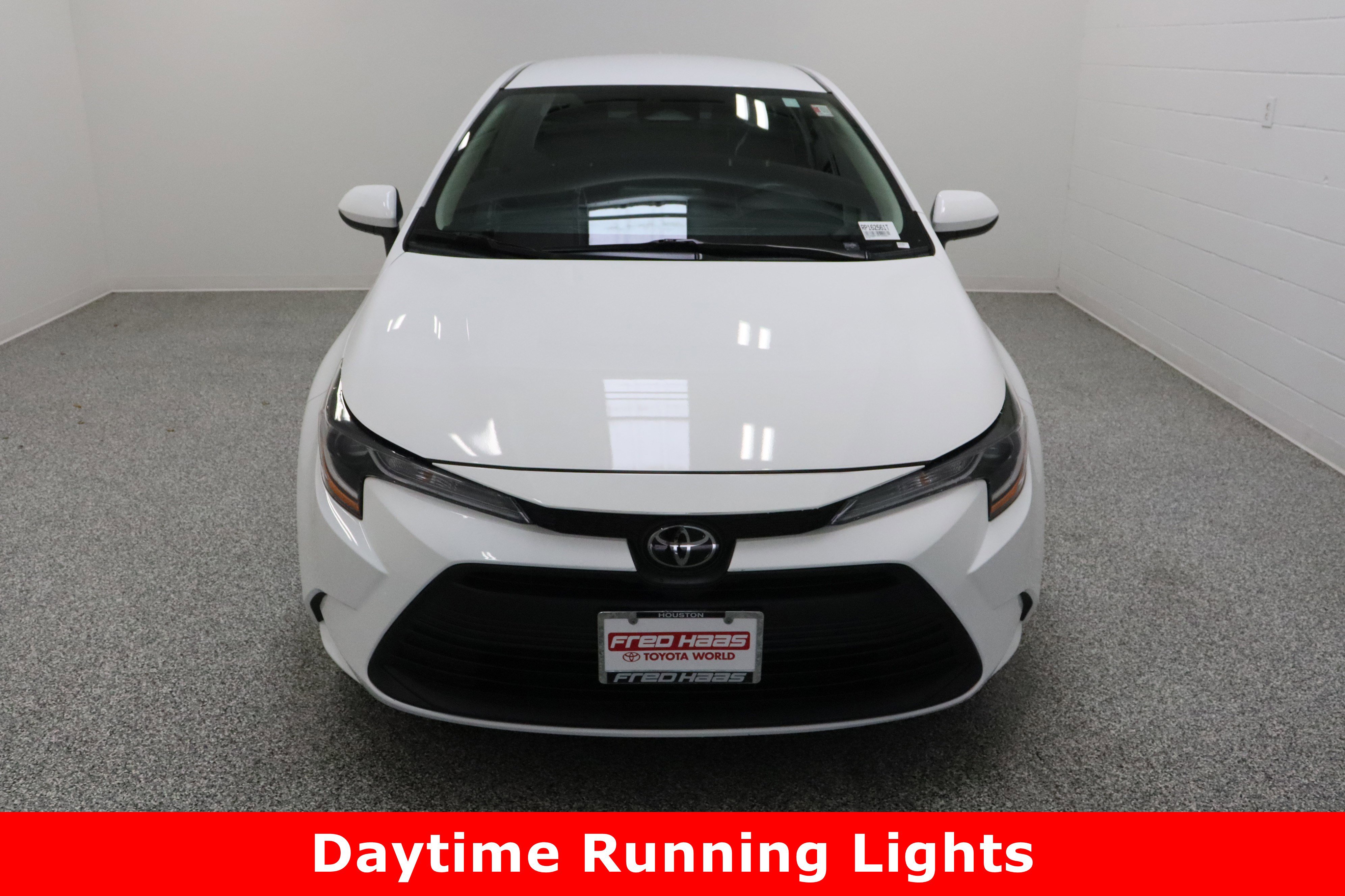 Used 2024 Toyota Corolla LE image 3