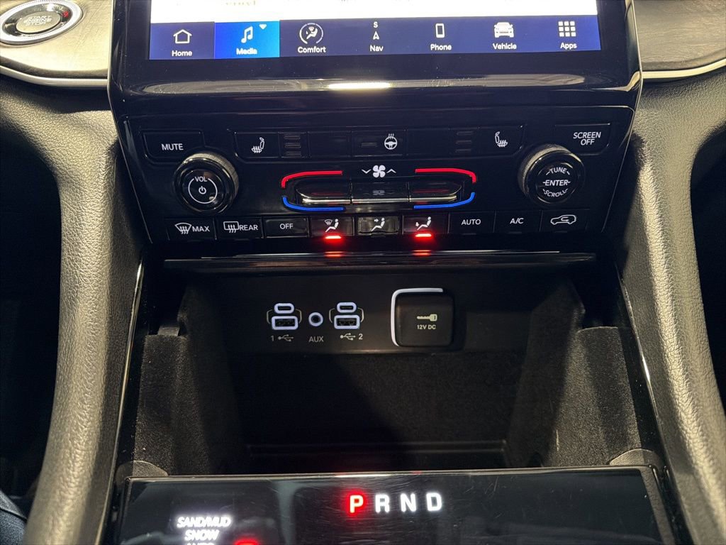 Used 2023 Jeep Grand Cherokee Limited image 7