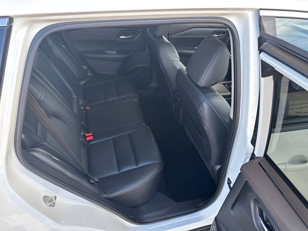 Used 2023 Nissan Rogue SL AWD/4WD image 25