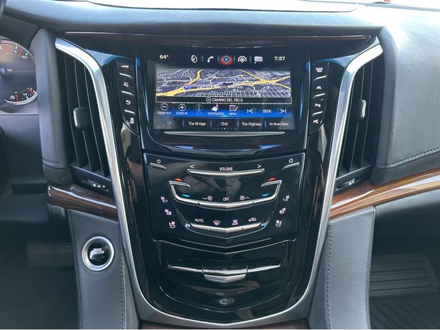 Used 2020 Cadillac Escalade Premium Luxury w/ LPO, Radiant Package image 19