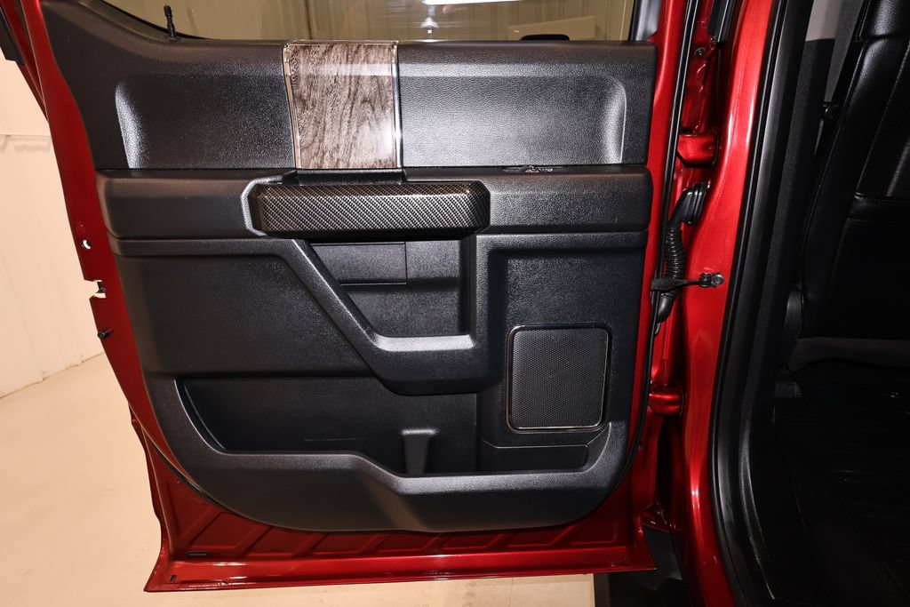 Used 2017 Ford F250 Lariat w/ Lariat Ultimate Package AWD/4WD image 13
