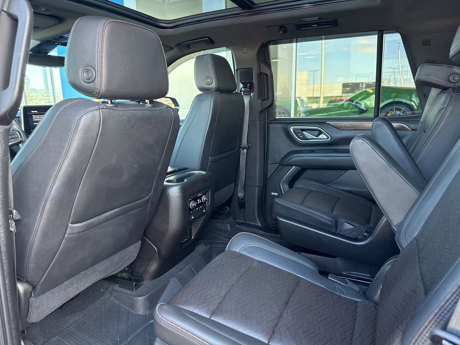 Used 2021 Chevrolet Tahoe High Country image 17