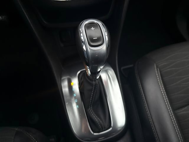 Used 2015 Buick Encore FWD image 31