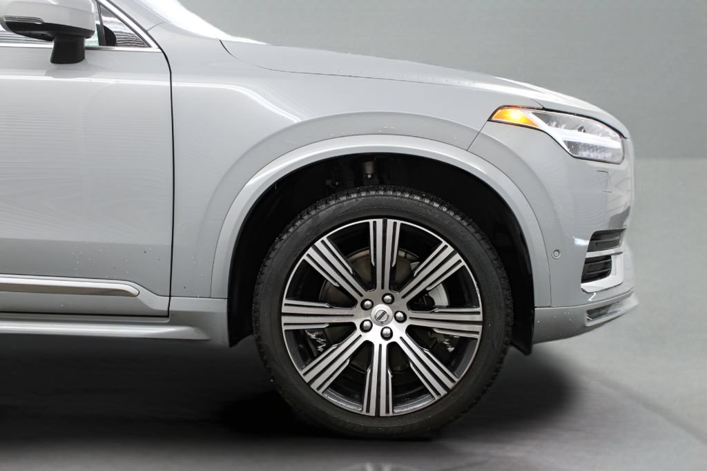 Used 2024 Volvo XC90 B6 Ultimate w/ Protection Package Premier AWD/4WD image 46