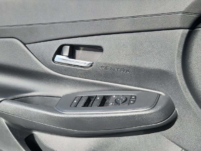 New 2027 Nissan Sentra SV w/ Floor Mat Package FWD image 6
