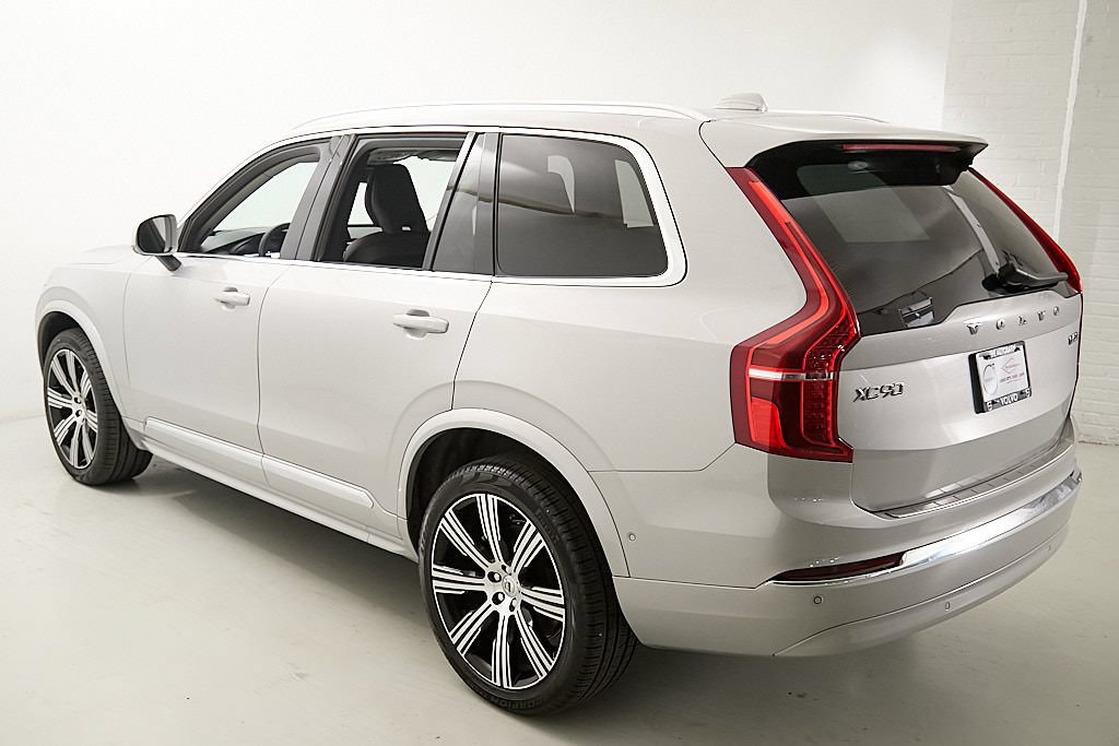 Certified 2023 Volvo XC90 B5 Plus w/ Protection Package Premier AWD/4WD image 7