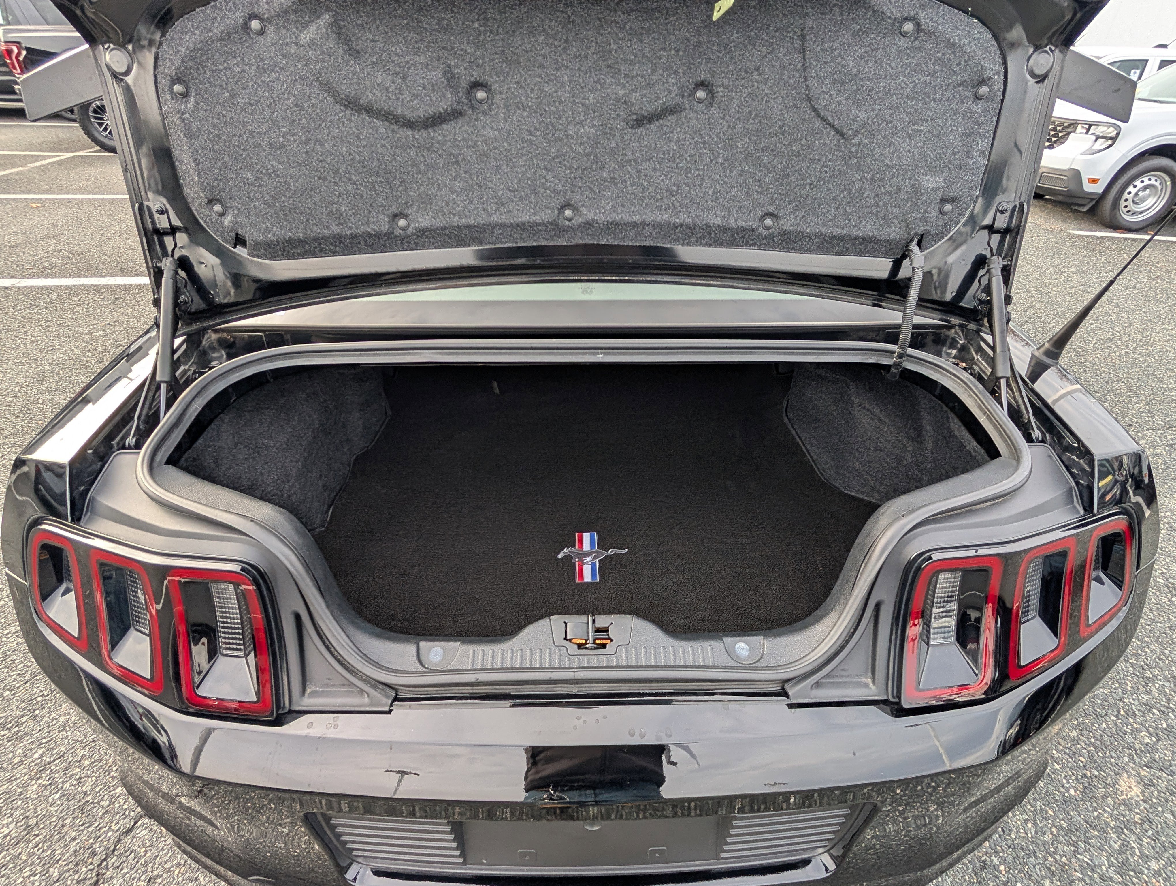 Used 2014 Ford Mustang Coupe w/ Equipment Group 102A image 10