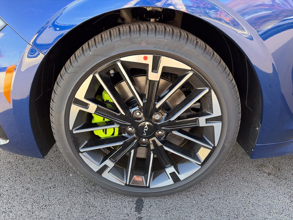 New 2027 Kia K5 GT FWD image 25