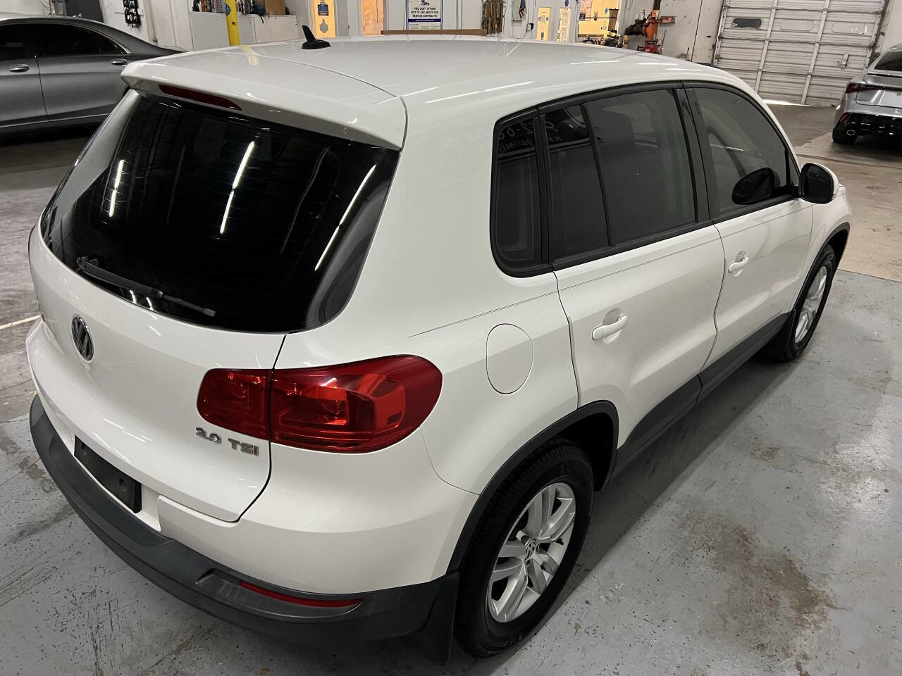 Used 2014 Volkswagen Tiguan S FWD image 10
